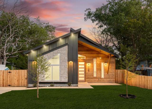Property at 1126 Paso Hondo, San Antonio, TX 78202, 3 beds, 2 baths