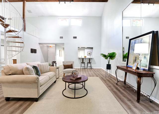 Property at 11862 Gallery Vw, San Antonio, TX 78249, 3 beds, 2 baths