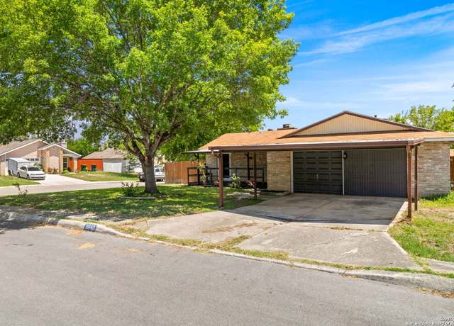 Property at 9840 Meadow Hl, Converse, TX 78109, 3 beds, 2 baths
