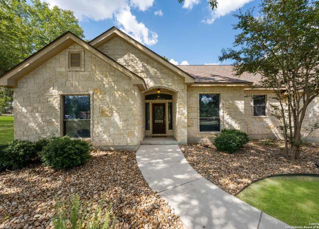 Property at 105 Legacy Oaks, La Vernia, TX 78121, 4 beds, 2.5 baths