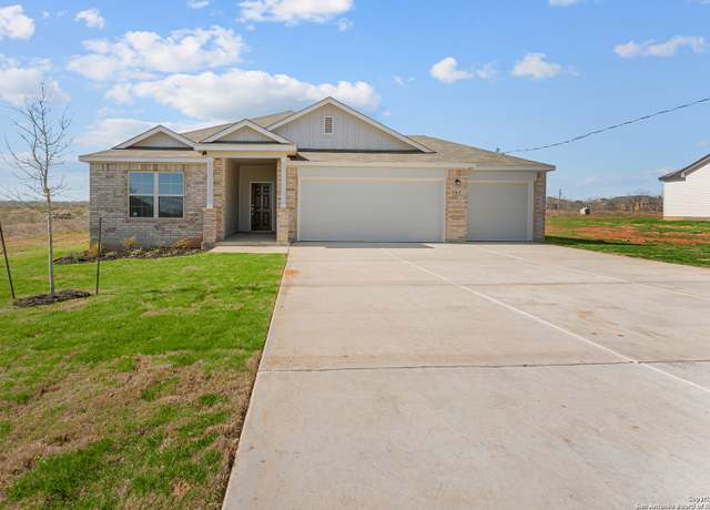 Property at 101 Reno Trl, Floresville, TX 78114, 4 beds, 3 baths