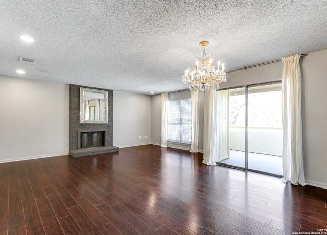 Property at 11843 Braesview #2110, San Antonio, TX 78213, 2 beds, 2 baths