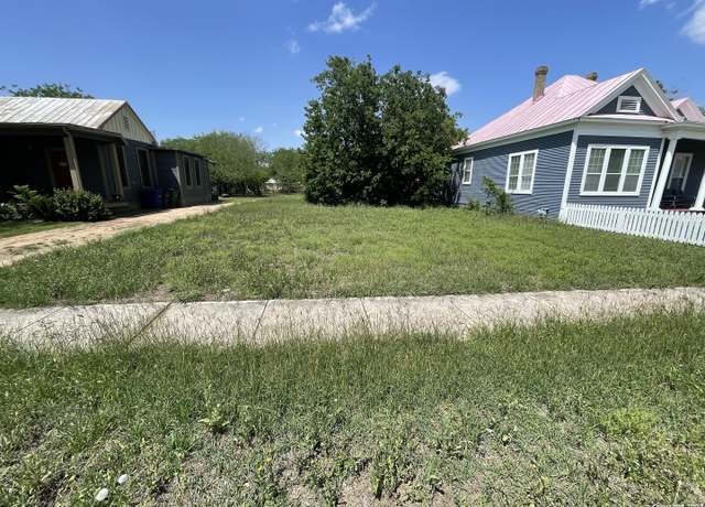 Property at 1015 Hays St, San Antonio, TX 78202