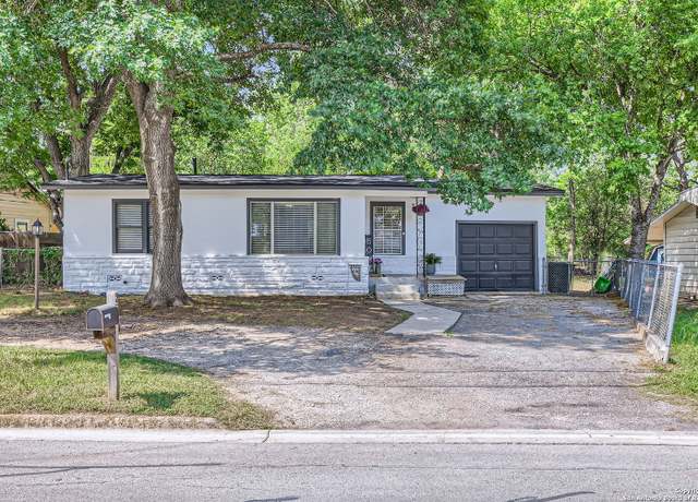 Property at 258 S Live Oak, New Braunfels, TX 78130, 2 beds, 1 bath