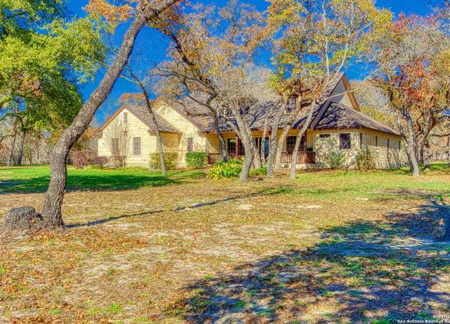 Property at 536 Rose Branch Dr, La Vernia, TX 78121-4767, 4 beds, 3.5 baths