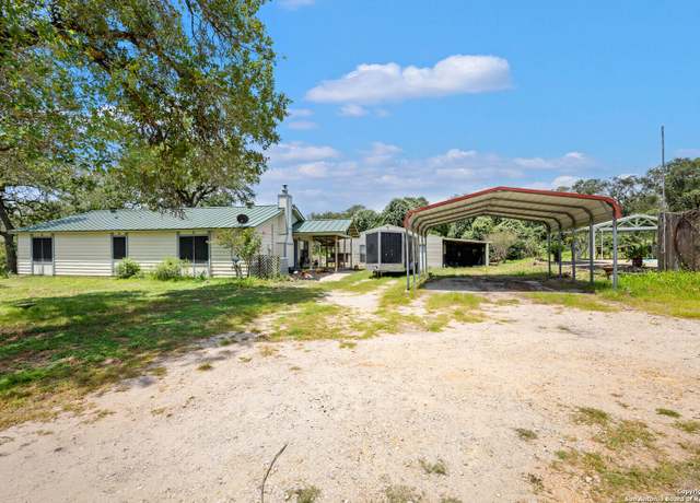 Property at 252 Blackjack Oak, Seguin, TX 78155, 2 beds, 1.5 baths