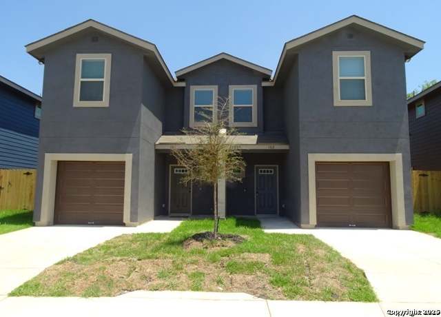 Property at 6922 Lakeview Dr, San Antonio, TX 78244, 6 beds, 5 baths