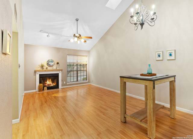 Property at 8611 Datapoint #4, San Antonio, TX 78229, 1 bed, 1 bath
