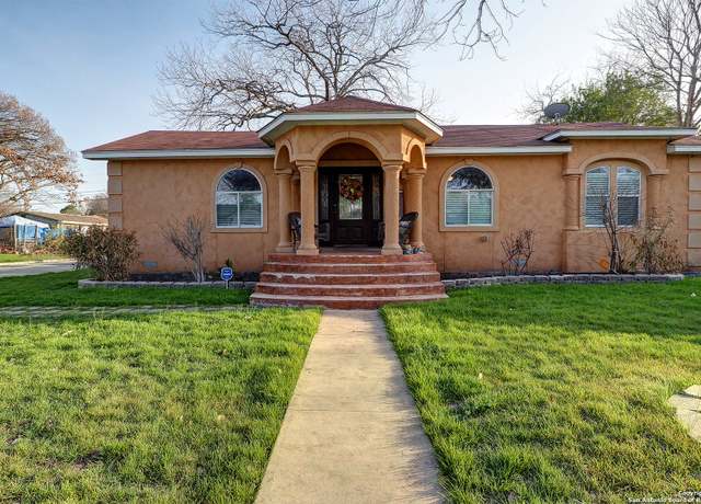 Property at 402 Hermine Blvd, San Antonio, TX 78212-1130, 3 beds, 1 bath