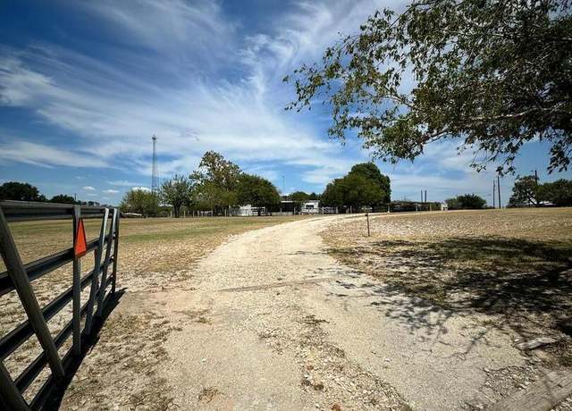 Property at 5703 Loop 1604, Elmendorf, TX 78112