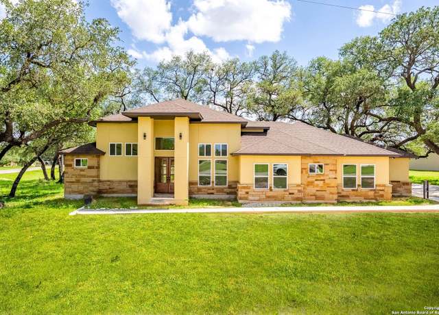 Property at 101 Vintage Run Dr, La Vernia, TX 78121, 3 beds, 2 baths