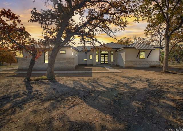 Property at 981 Jenny Leigh Trl, Bulverde, TX 78163, 4 beds, 3.5 baths