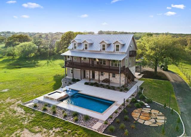 Property at 109 Timber View Dr, Boerne, TX 78006, 4 beds, 3.5 baths