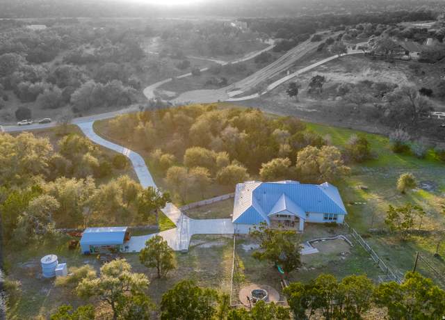 Property at 1148 Imhoff Ln, New Braunfels, TX 78132, 3 beds, 2.5 baths