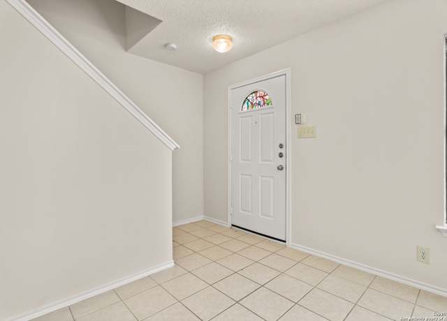 Property at 5010 Sunset Glade, San Antonio, TX 78240, 3 beds, 2.5 baths