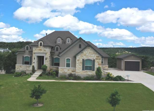 Property at 18810 Canyon Vw, Helotes, TX 78023, 3 beds, 2.5 baths