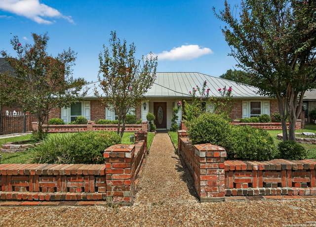 Property at 3413 Foxbriar, Schertz, TX 78108, 3 beds, 2 baths