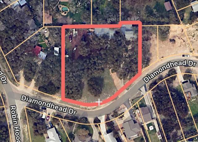 Property at 1071 Diamondhead Dr, Canyon Lake, TX 78133-3610, 3 beds, 2 baths