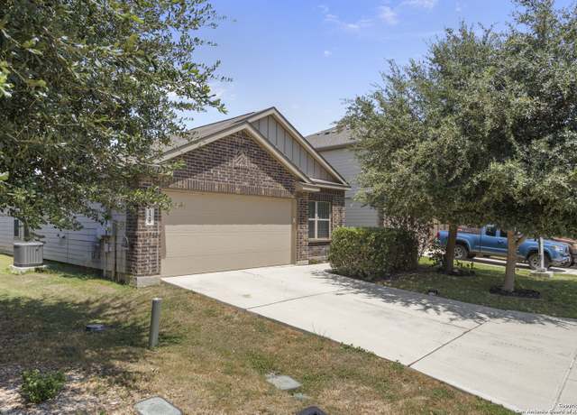 Property at 128 Field Rdg, New Braunfels, TX 78130, 4 beds, 2 baths