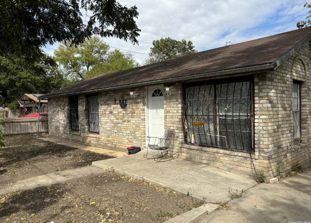 Property at 371 Gillette Blvd, San Antonio, TX 78221-3827, 3 beds, 1 bath