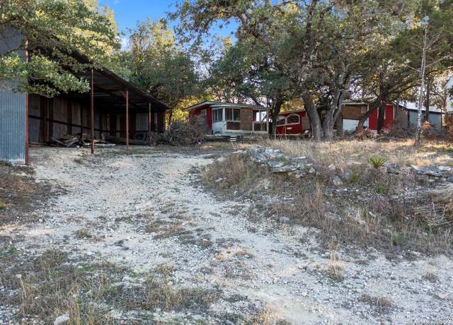 Property at 14811 Cranes Ml, Canyon Lake, TX 78133, 1 bed, 1 bath