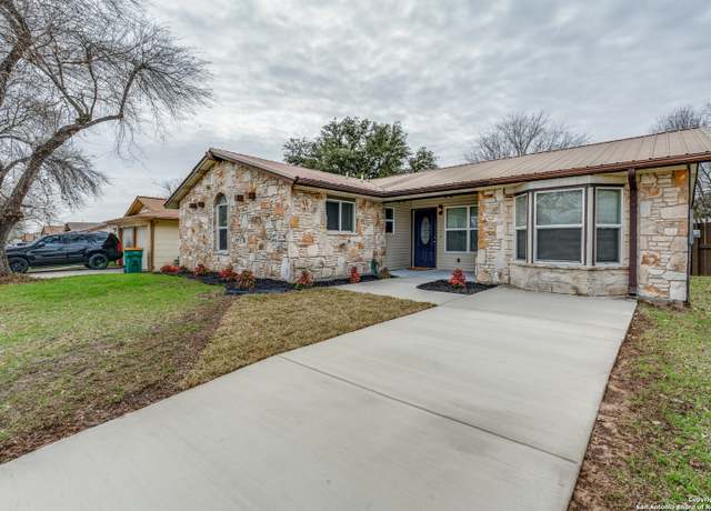 Property at 211 Royal Dr, Converse, TX 78109-1823, 3 beds, 2 baths