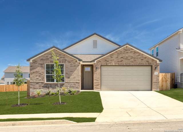 Property at 7317 Walkers Loop, Live Oak, TX 78233, 4 beds, 3 baths