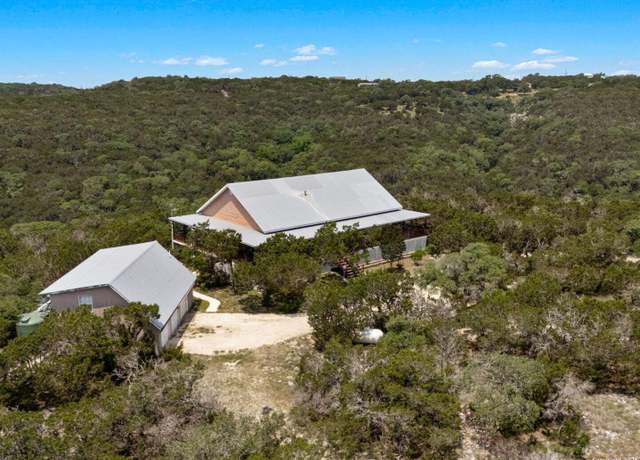Property at 388 Oak, Pipe Creek, TX 78063, 3 beds, 4 baths