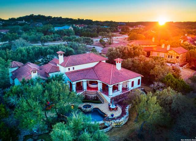 Property at 211 Augusta, Boerne, TX 78006, 4 beds, 4.5 baths