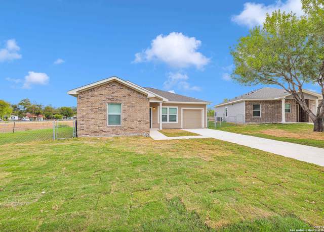 Property at 518 Precious Dr, San Antonio, TX 78237-3155, 3 beds, 2.5 baths