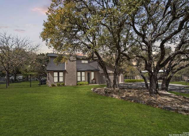 Property at 1847 Connie Dr, Canyon Lake, TX 78133, 3 beds, 2 baths