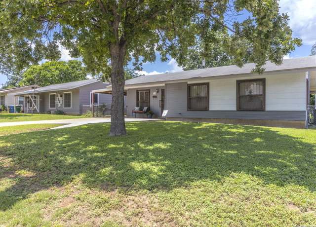 Property at 131 Hartford, San Antonio, TX 78223, 3 beds, 1 bath
