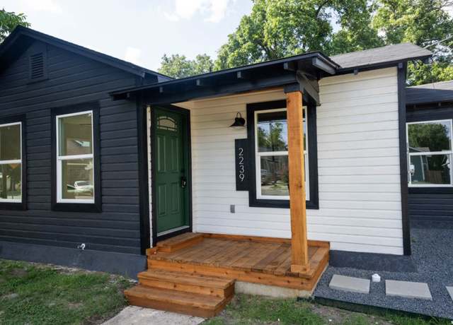 Property at 2239 Burnet, San Antonio, TX 78202-2604, 3 beds, 2 baths
