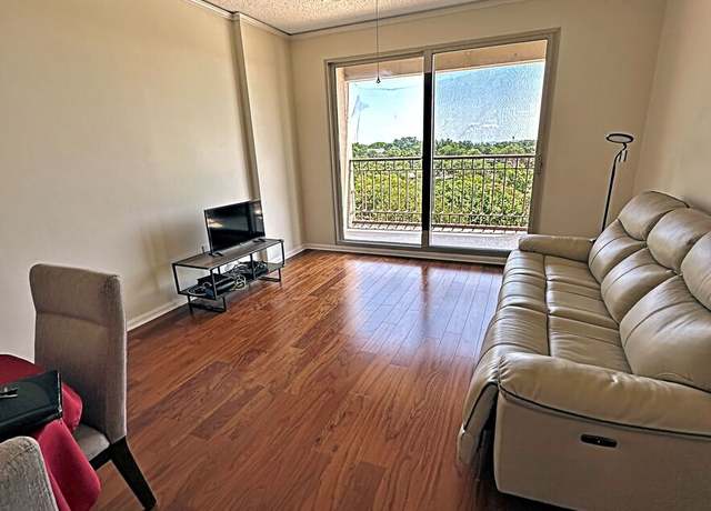 Property at 1 Towers Park Ln #504, San Antonio, TX 78209-6423, 1 bed, 1 bath
