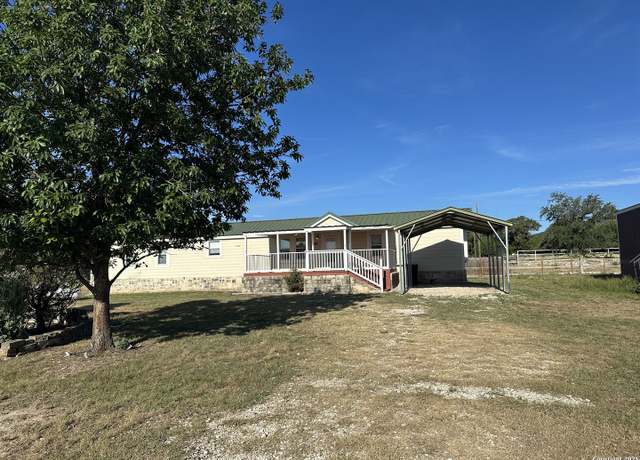 Property at 360 Private Road 1509, Bandera, TX 78003, 3 beds, 2 baths