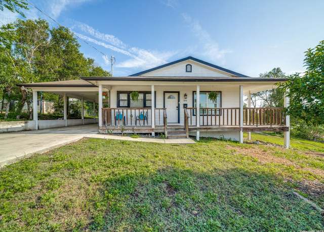 Property at 336 W Faust, New Braunfels, TX 78130, 2 beds, 2 baths
