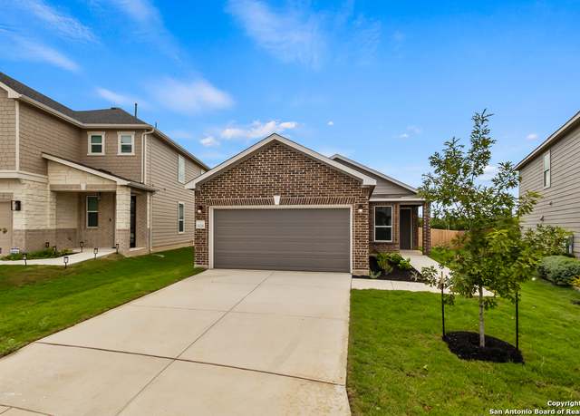 Property at 13226 Club House Blvd, San Antonio, TX 78221, 3 beds, 2 baths