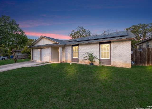 Property at 7623 Meadow Grn, San Antonio, TX 78251, 3 beds, 2 baths