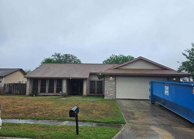 Property at 6102 Sandy Lk, San Antonio, TX 78222, 4 beds, 2 baths