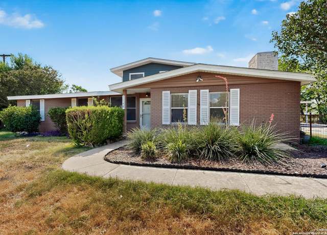 Property at 7140 Tree Bnd, China Grove, TX 78263, 4 beds, 3 baths