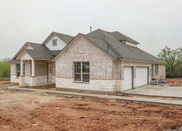 Property at 5213 Esates Oak Way, San Antonio, TX 78263, 4 beds, 3.5 baths