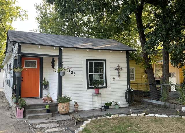 Property at 3108 Vera Cruz, San Antonio, TX 78207, 2 beds, 1 bath