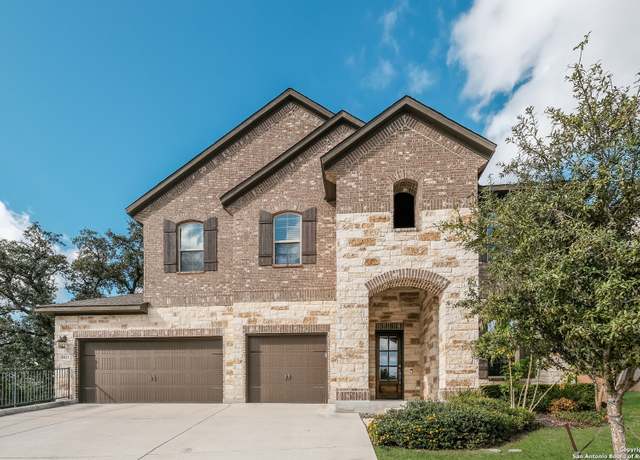 Property at 8023 Platinum Ct, Boerne, TX 78015, 5 beds, 3.5 baths