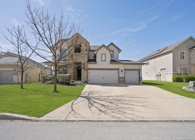 Property at 8010 Cibolo Vw, Boerne, TX 78015, 4 beds, 3.5 baths