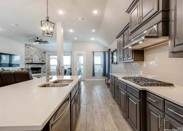 Property at 9011 Quail Gate, Boerne, TX 78015, 4 beds, 3 baths