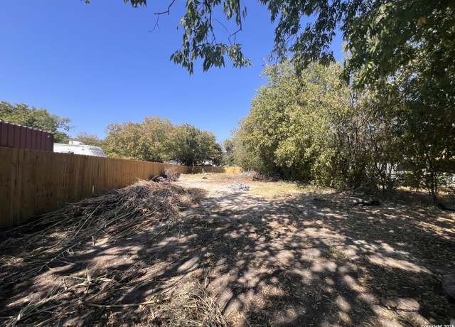 Property at 3743 El Paso St, San Antonio, TX 78207