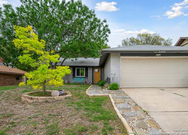 Property at 5010 Brookhead, Schertz, TX 78108, 3 beds, 2 baths