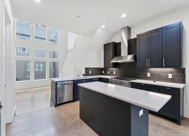 Property at 1143 N Academy Ave, New Braunfels, TX 78130-5459, 3 beds, 2.5 baths