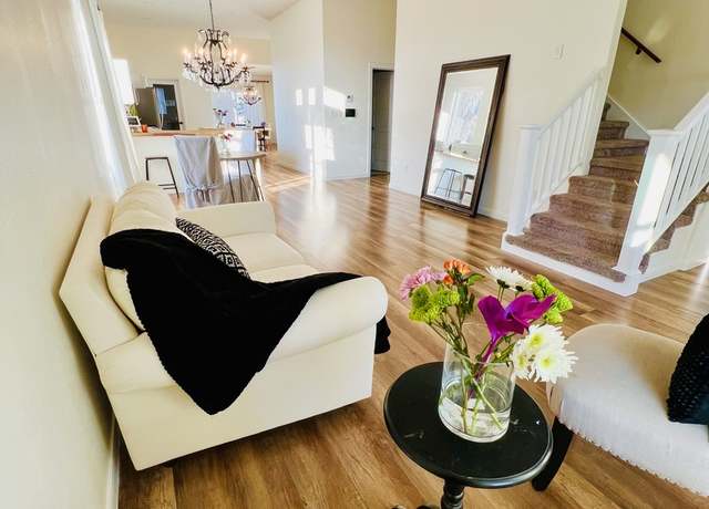 Property at 611 Barrett Pl, San Antonio, TX 78225-1111, 4 beds, 4 baths