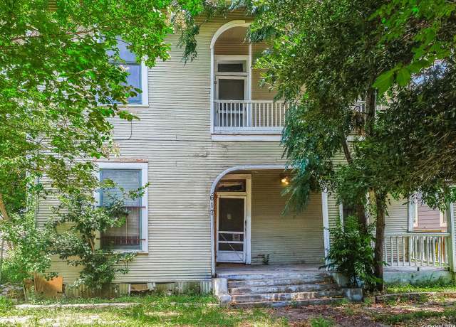 Property at 617 Dawson St, San Antonio, TX 78202-2220, 4 beds, 2 baths